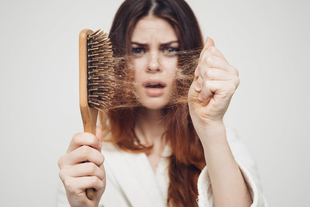 3 Signs You’re Suffering From an Unhealthy Scalp-L'ange Hair