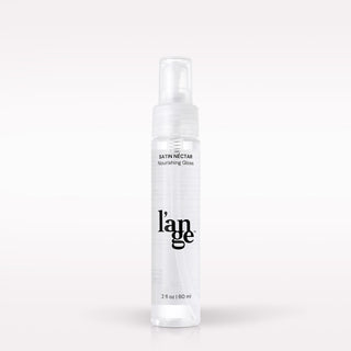L’ange Satin Nectar Nourishing Gloss on a blank background 
