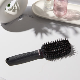L’ange vented brush brush on a vanity 